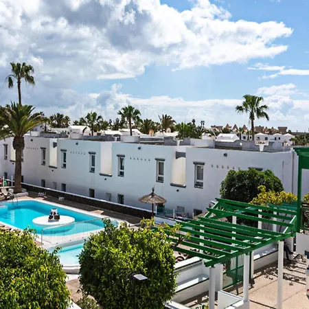 Apartment Guasimeta Duplex - Pool & Balcony
